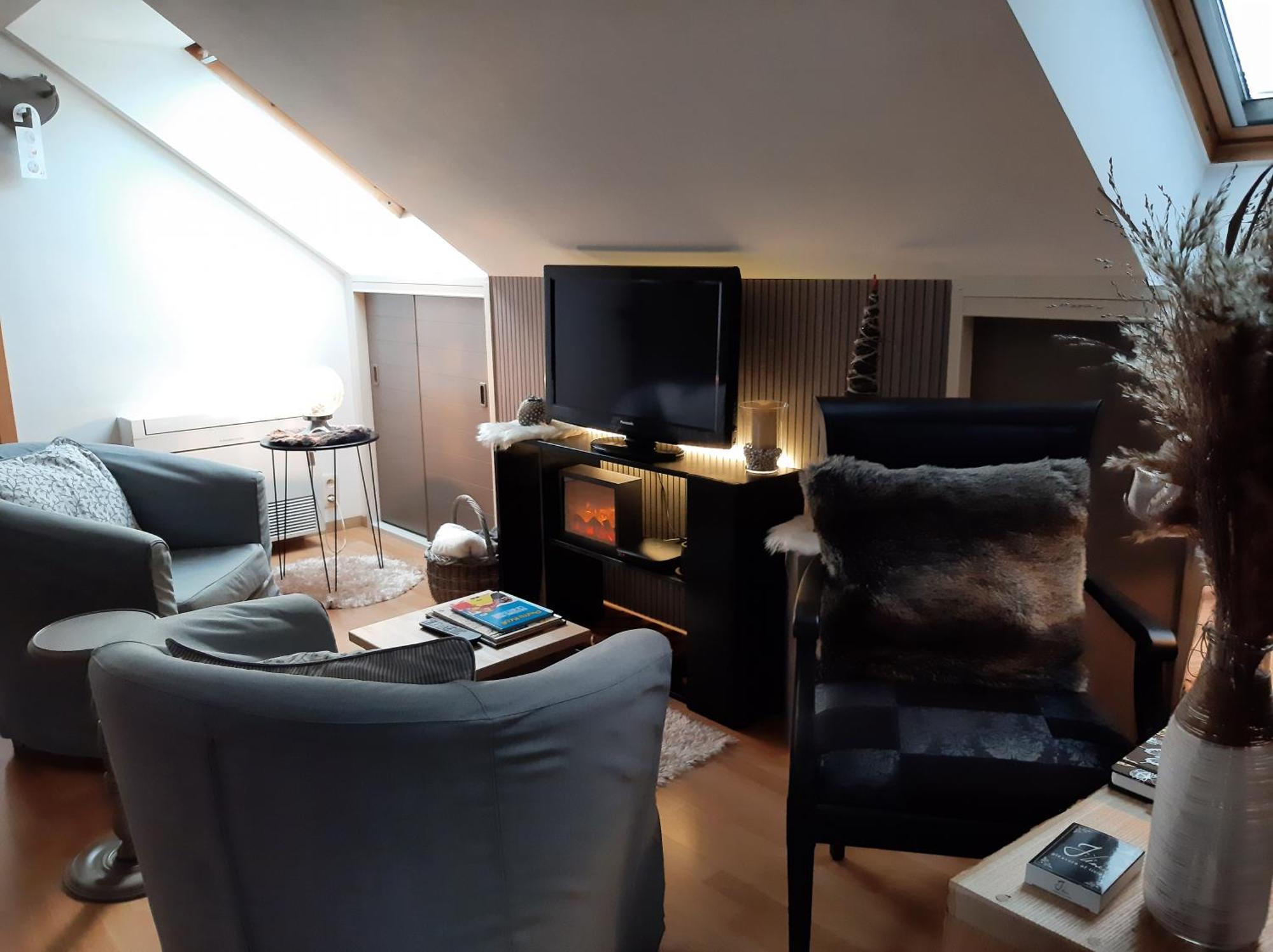 Reve Gourmand Bed & Breakfast Боранг Екстериор снимка